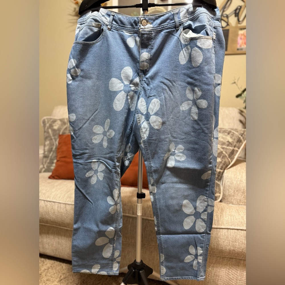 Cato Blue High Rise Jeans with White Floral Pattern